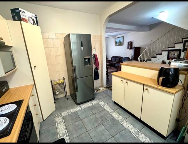 3 BEDROOM TOWNHOUSE FOR SALE IN WEMBLEY